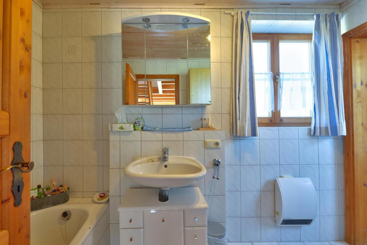 Gilg-Kraeuterhof Apartment Schnaitsee Ngoại thất bức ảnh